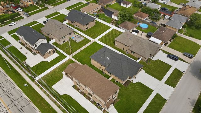 7957 W 73 Place, Bridgeview, IL 60455
