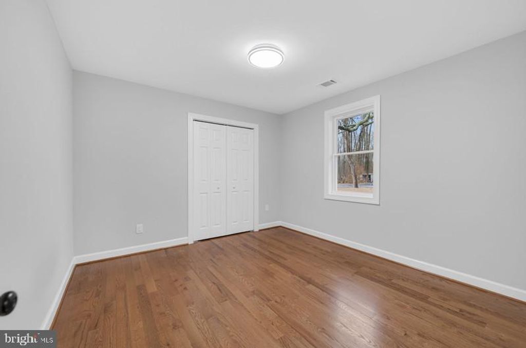 Image 26 of property listing at 5635 W SHADY SIDE RD, Churchton, MD 20733