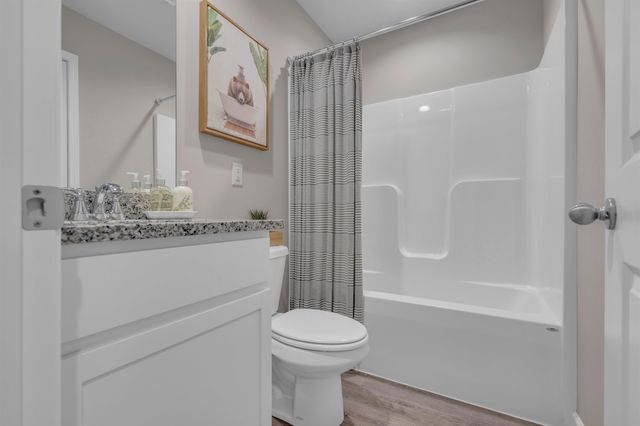 9218 E Creed St, Wichita, KS 67210