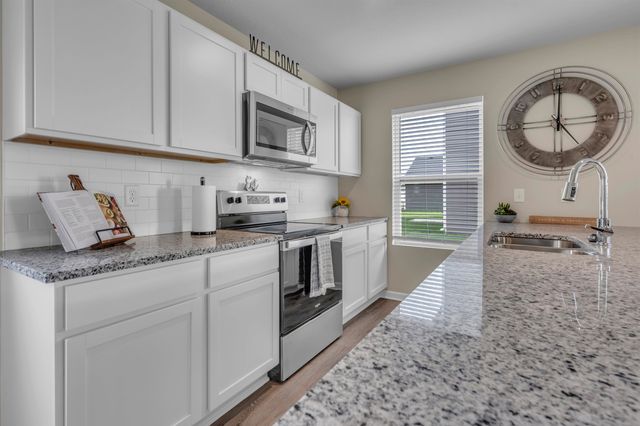 9218 E Creed St, Wichita, KS 67210