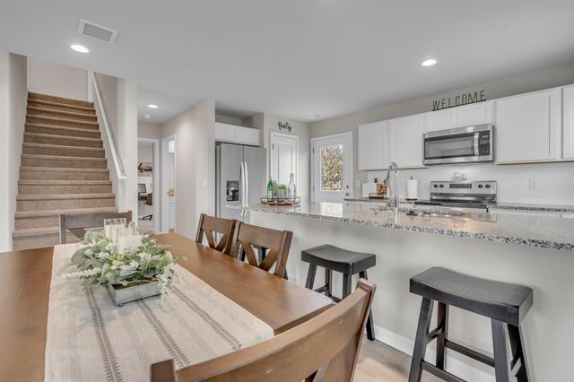 9218 E Creed St, Wichita, KS 67210