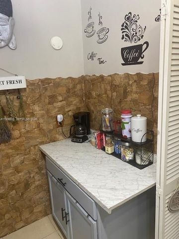 691 E 62nd St, Hialeah, FL 33013