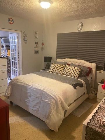 691 E 62nd St, Hialeah, FL 33013