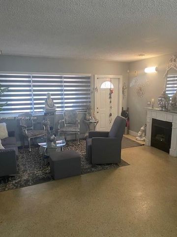 691 E 62nd St, Hialeah, FL 33013