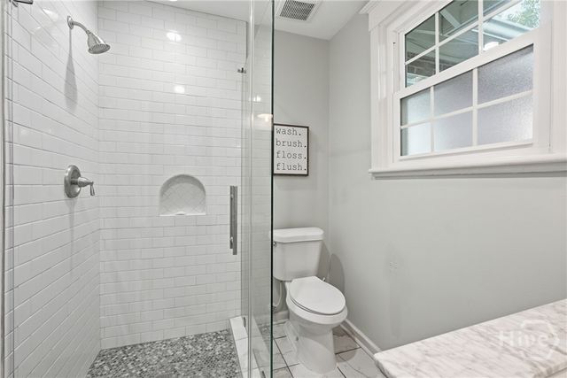 402 E 56th Street, Savannah, GA 31405