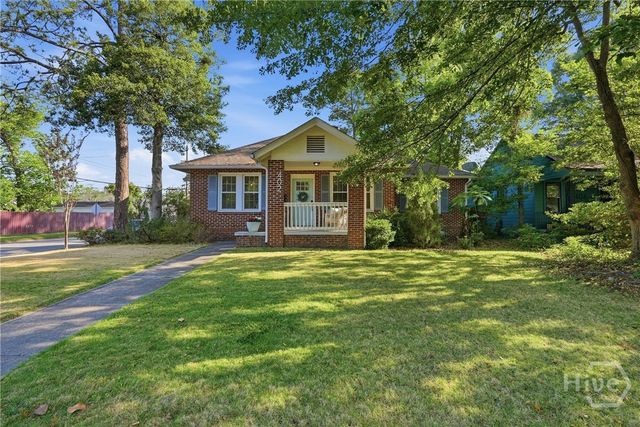 402 E 56th Street, Savannah, GA 31405