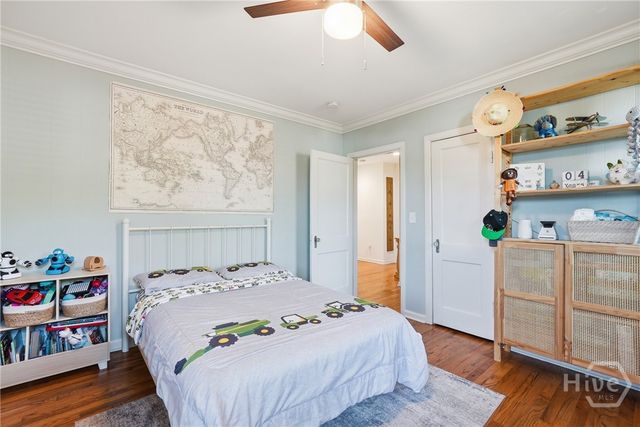 402 E 56th Street, Savannah, GA 31405