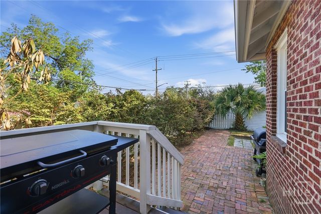 402 E 56th Street, Savannah, GA 31405