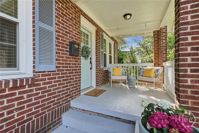 402 E 56th Street, Savannah, GA 31405