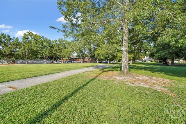 402 E 56th Street, Savannah, GA 31405