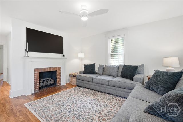 402 E 56th Street, Savannah, GA 31405