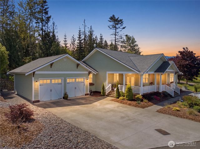 651 Happy View Lane, Sequim, WA 98382
