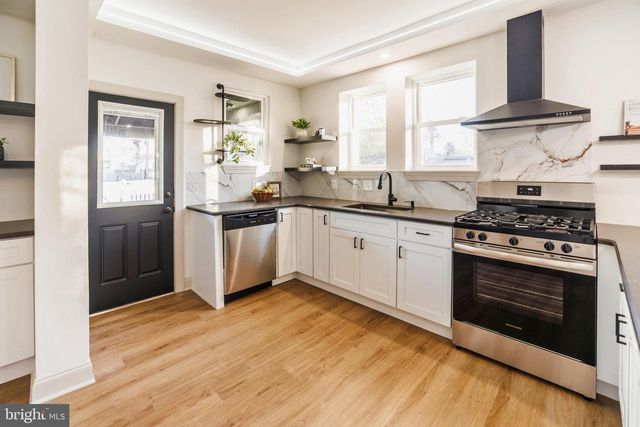 7142 LAWNDALE AVE, Philadelphia, PA 19111