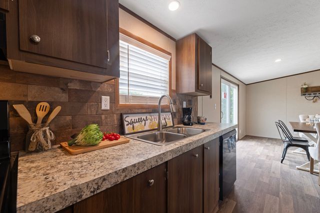 2004 Buffet Way, Poolville, TX 76487