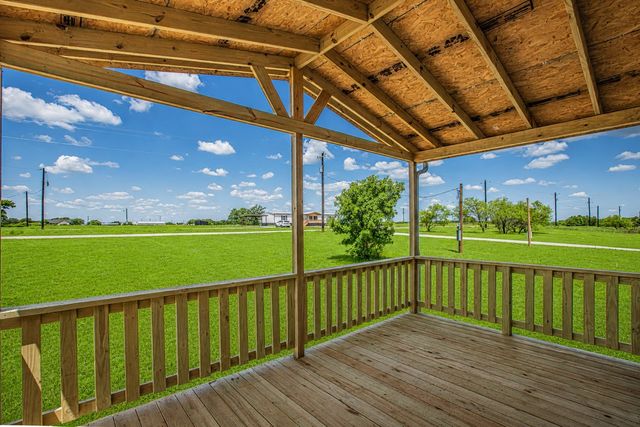 2004 Buffet Way, Poolville, TX 76487