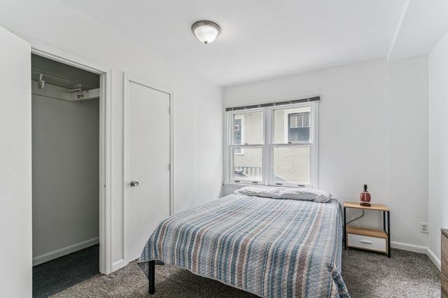 3913 Thomas Avenue N, Minneapolis, MN 55412