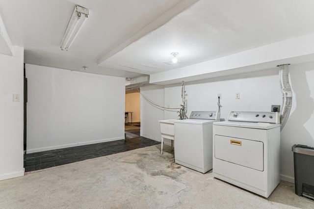 3913 Thomas Avenue N, Minneapolis, MN 55412