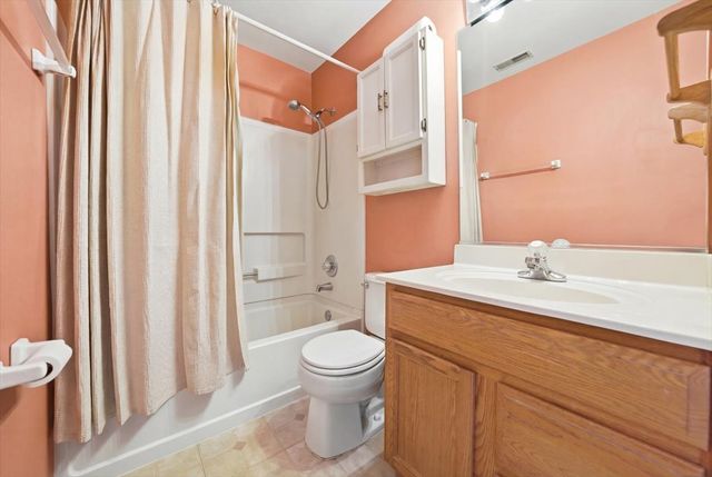 2542 Oak Tree Lane, Plainfield, IL 60586