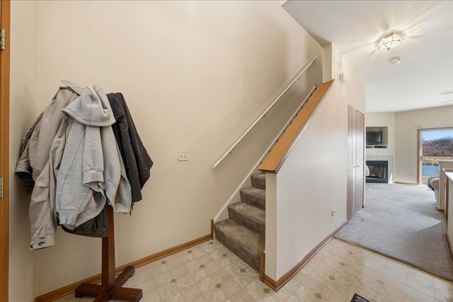 2542 Oak Tree Lane, Plainfield, IL 60586