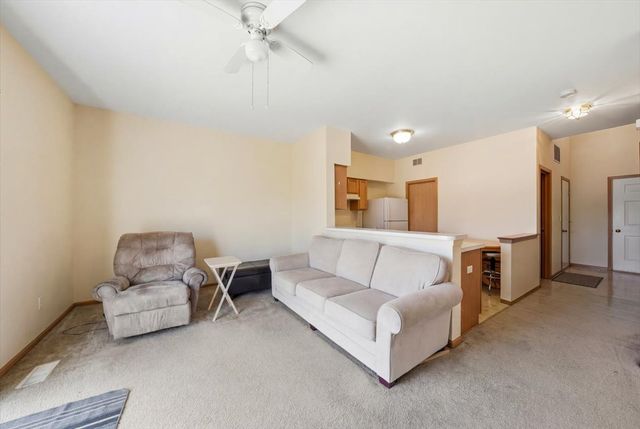 2542 Oak Tree Lane, Plainfield, IL 60586