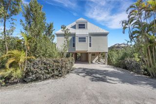 4452 Gulf Pines DR, Sanibel, FL 33957