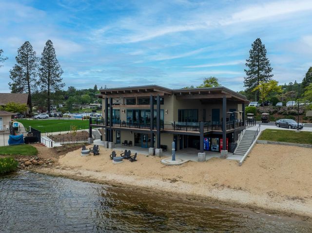 22957 Sunset Ridge Dr, Auburn, CA 95602