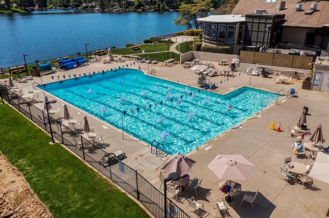 22957 Sunset Ridge Dr, Auburn, CA 95602