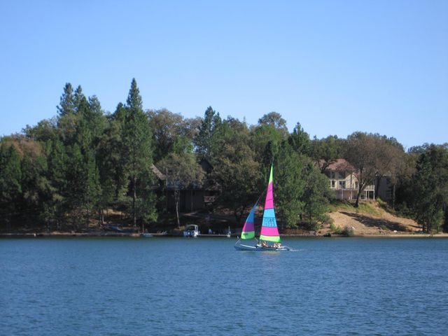 22957 Sunset Ridge Dr, Auburn, CA 95602