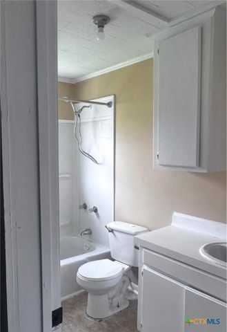 706 E Virginia, Victoria, TX 77901