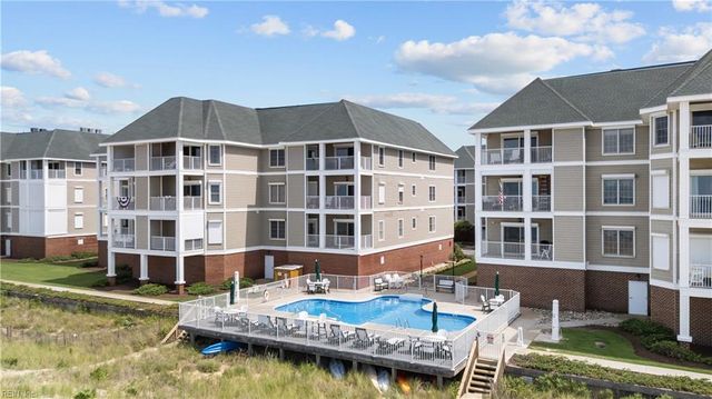 2420 Ocean Shore Cres Apt 201, Virginia Beach, VA 23451