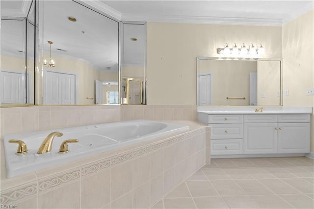 2420 Ocean Shore Cres Apt 201, Virginia Beach, VA 23451