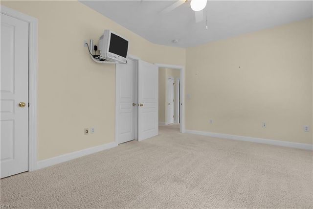 2420 Ocean Shore Cres Apt 201, Virginia Beach, VA 23451