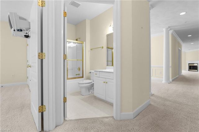 2420 Ocean Shore Cres Apt 201, Virginia Beach, VA 23451