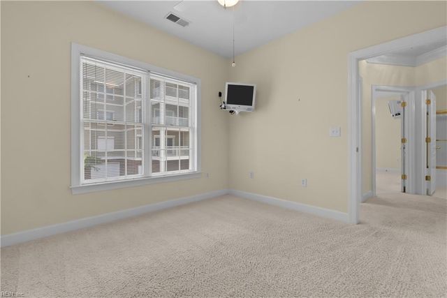 2420 Ocean Shore Cres Apt 201, Virginia Beach, VA 23451