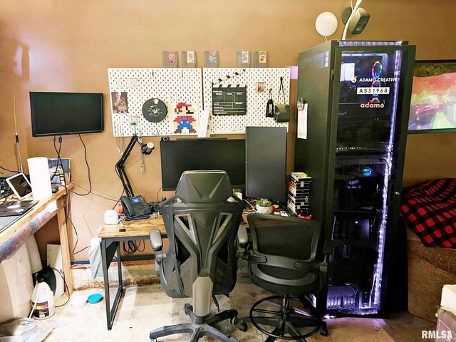 803 BUTLER Street, Metropolis, IL 62960