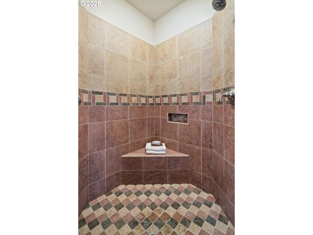 3962 Se Oak St, Portland, OR 97214