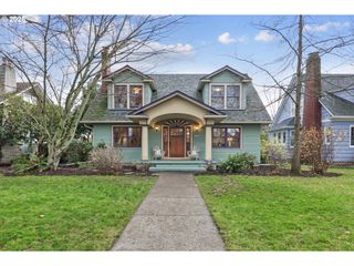 3962 Se Oak St, Portland, OR 97214