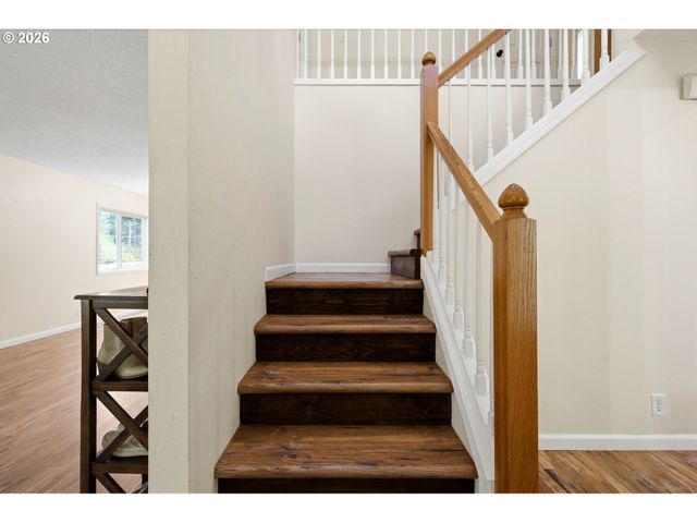17430 Sw 111TH Ave, Tualatin, OR 97062