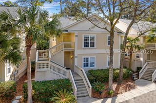 1 Gloucester Rd Apt E2, Hilton Head Island, SC 29928