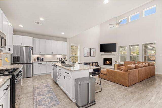 1831 Cypress Canyon Trail, Conroe, TX 77301