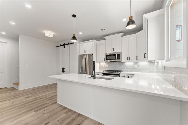 380 Forrest Avenue, Gainesville, GA 30501