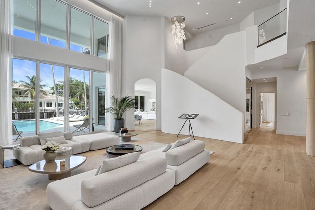 30 S COMPASS Drive, Fort Lauderdale, FL 33308