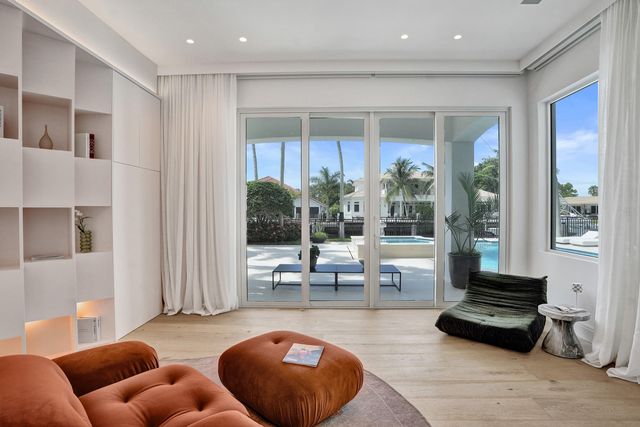 30 S COMPASS Drive, Fort Lauderdale, FL 33308