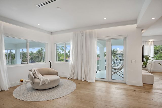 30 S COMPASS Drive, Fort Lauderdale, FL 33308