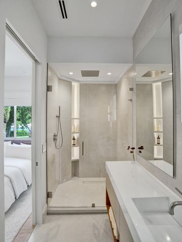 30 S COMPASS Drive, Fort Lauderdale, FL 33308