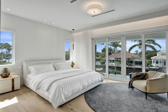 30 S COMPASS Drive, Fort Lauderdale, FL 33308