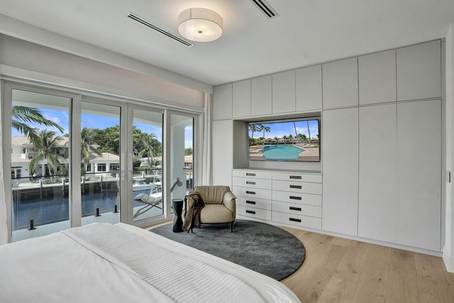 30 S COMPASS Drive, Fort Lauderdale, FL 33308