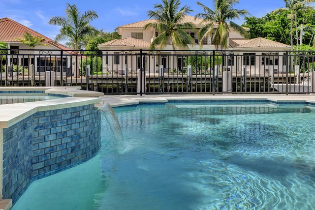 30 S COMPASS Drive, Fort Lauderdale, FL 33308