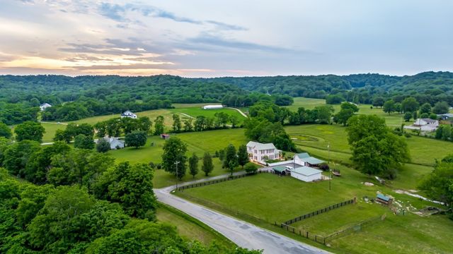 3310 Booker Ridge Road, Mount Pleasant, TN 38474