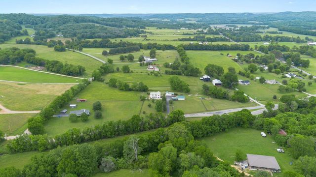 3310 Booker Ridge Road, Mount Pleasant, TN 38474